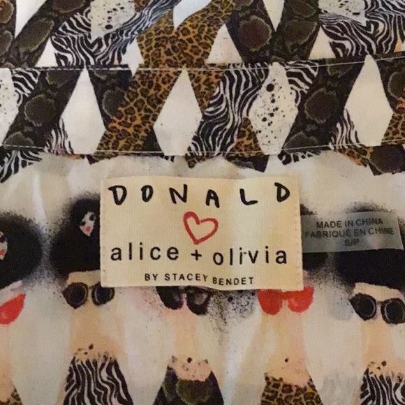 Alice+Olivia xDonald Robertson Willa Crazy printed Silk Blouse - Picture 5 of 7